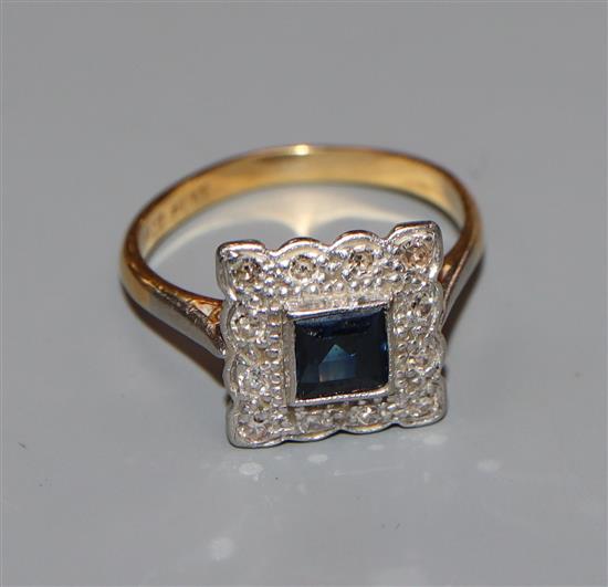 A 1930s/1940s 18ct and plat, sapphire and diamond set tablet ring, size N